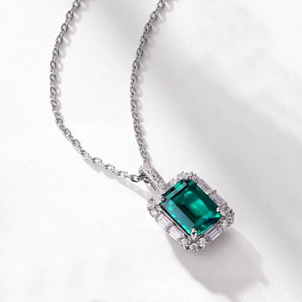 Regal Emerald Halo Pendant Regal Emerald Halo Pendant