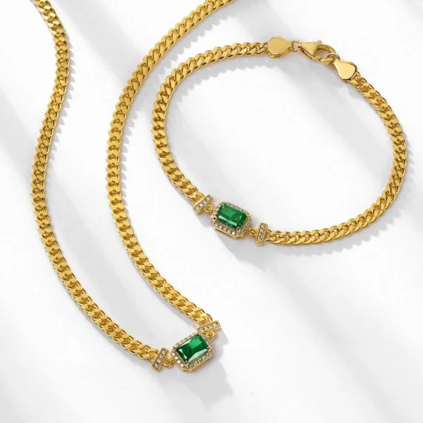 Emerald Ice-Cut Diamond Bracelet Emerald Ice-Cut Diamond Bracelet