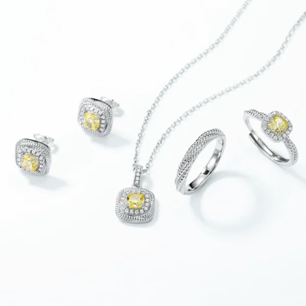 Goose Yellow Halo Diamond Ring Goose Yellow Halo Diamond Ring